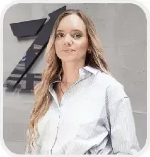 Traderin Lisa Sophie Prusch Heavytrader Z png